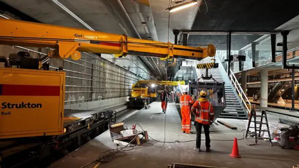 Positioneren Roltrap Station Delft Spoortunnel